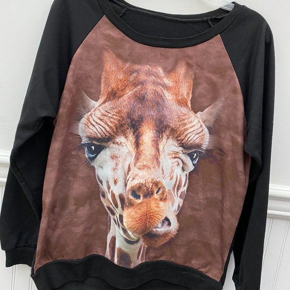Giraffe Sweatshirt size Small winter - Picture 6 of 7